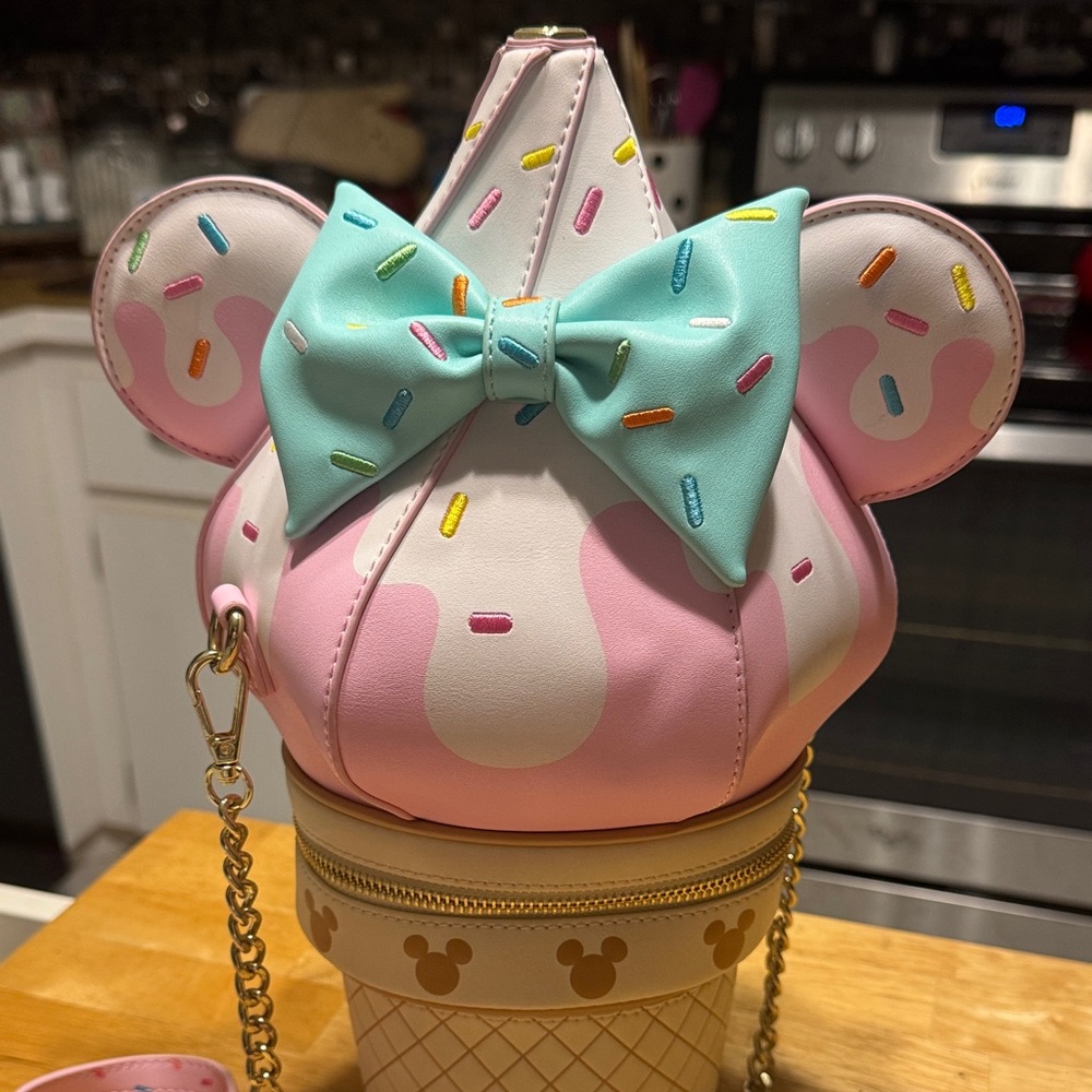 Loungefly Stitch Shoppe Mickey Ice Cream Cone Bag - Picture 6 of 7